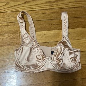 SKIMS Stretch Satin Scoop Bra